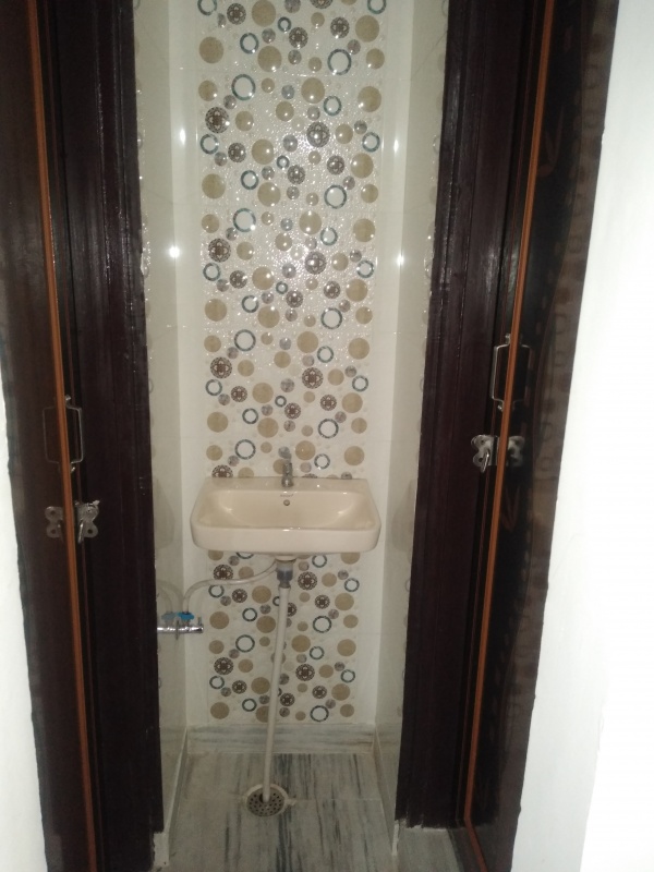 Tolet Care Property Image